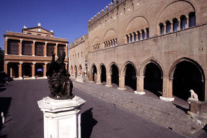 Piazza-Cavour