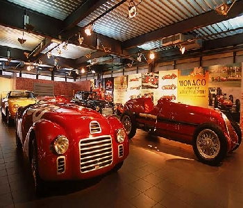 Kelionė į „Ferrari” muziejų Italijoje iš Riminio